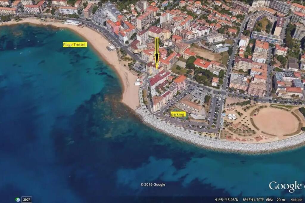 Magnifique F3 Les Pieds Dans L'Eau. Lägenhet Ajaccio  Exteriör bild